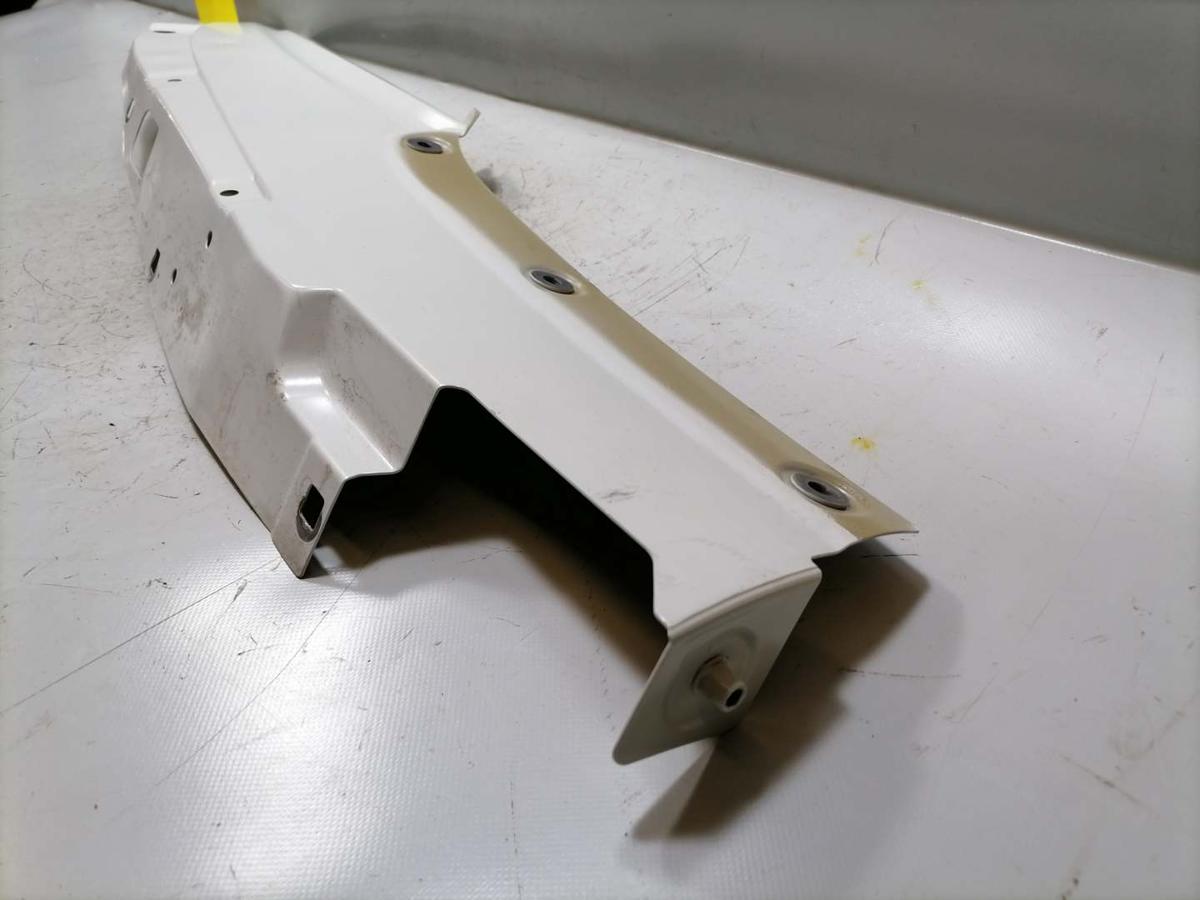 Porsche Macan original Kotfl&uuml;gel vorn rechts Oberteil Bj.2015